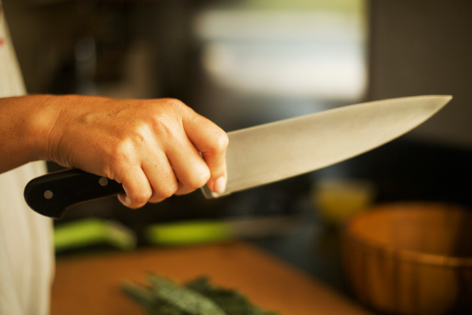 Proficient Chef Knife – How to Use Your Chef Knives Properly